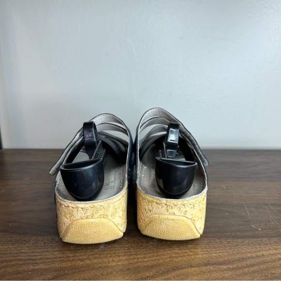 Karyoka Blue & Gray Leather Wedge Sandals Sz 38 - Picture 3 of 6